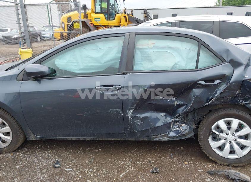 Photo 15 of 2016 Toyota Corolla LE (VIN 5YFBURHE1GP462682)