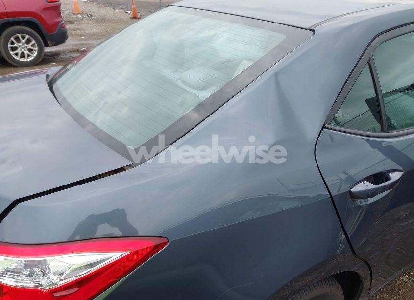 Photo 6 of 2016 Toyota Corolla LE (VIN 5YFBURHE1GP462682)