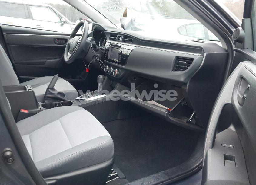 Photo 5 of 2016 Toyota Corolla L (VIN 5YFBURHE1GP466764)