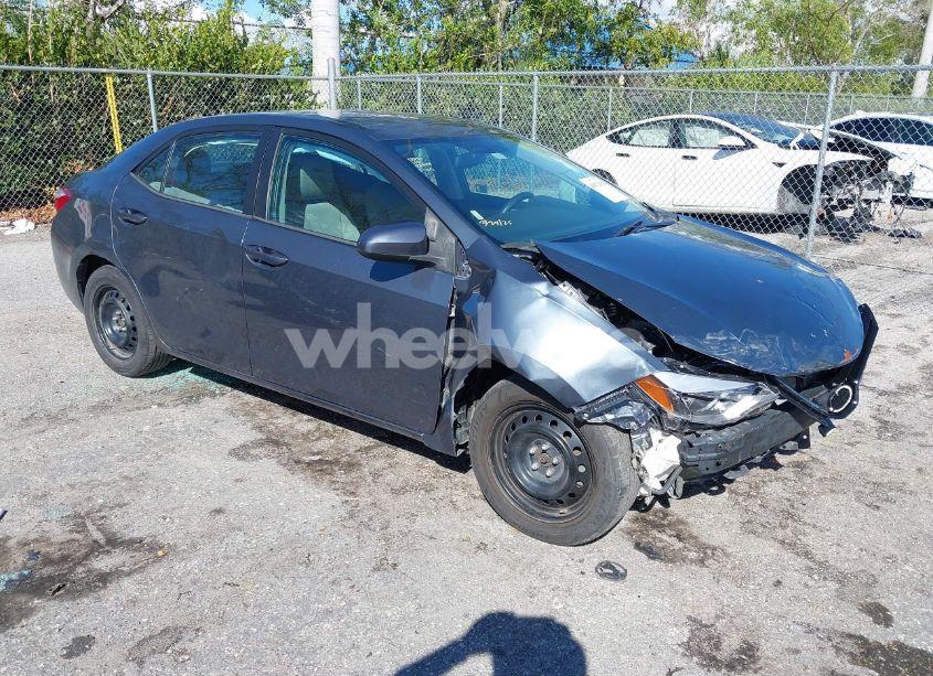 2016 Toyota Corolla LE (VIN 5YFBURHE1GP478560) main photo