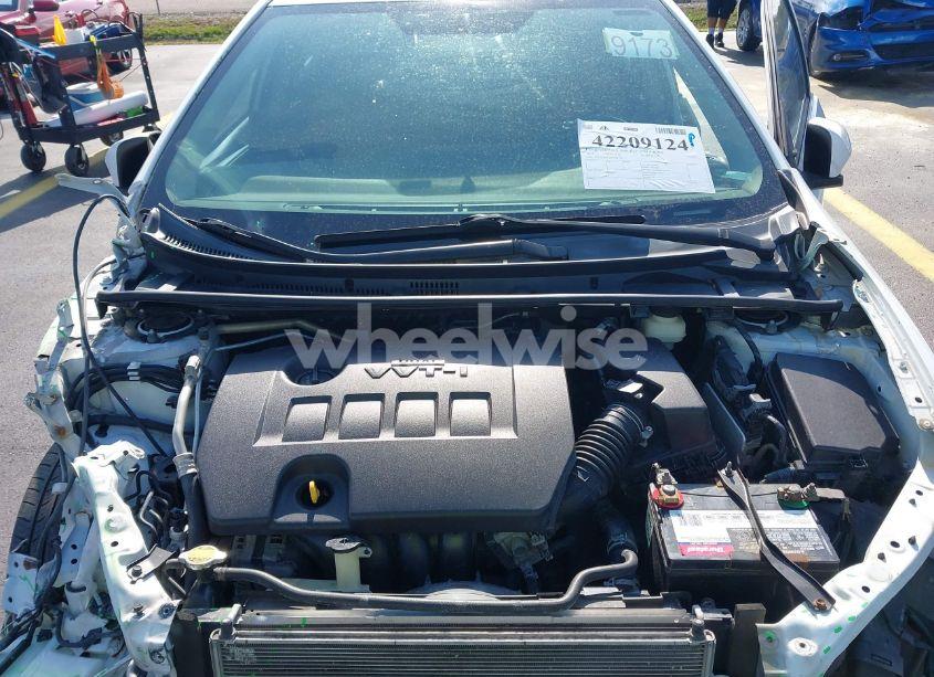 Photo 10 of 2016 Toyota Corolla LE (VIN 5YFBURHE1GP483175)