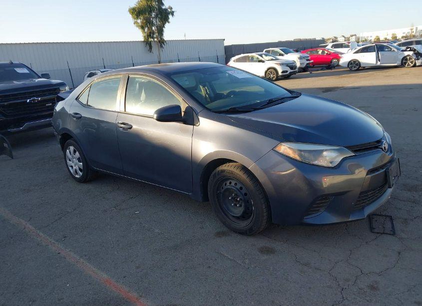 2016 Toyota Corolla LE (VIN 5YFBURHE1GP493561) main photo