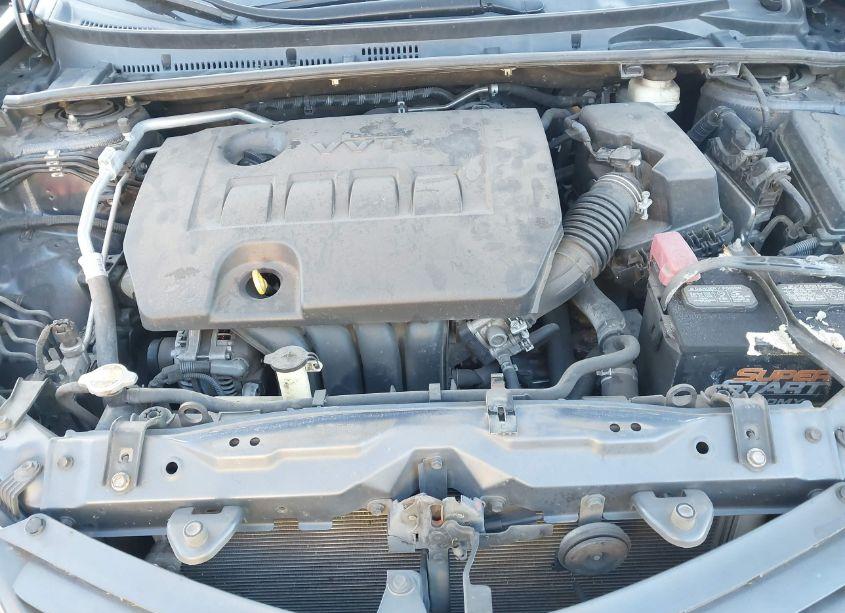 Photo 10 of 2016 Toyota Corolla LE (VIN 5YFBURHE1GP493561)