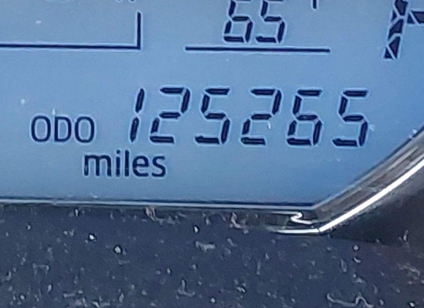 Photo 16 of 2016 Toyota Corolla LE (VIN 5YFBURHE1GP493561)