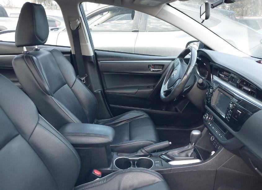 Photo 5 of 2016 Toyota Corolla S PREMIUM (VIN 5YFBURHE1GP513033)