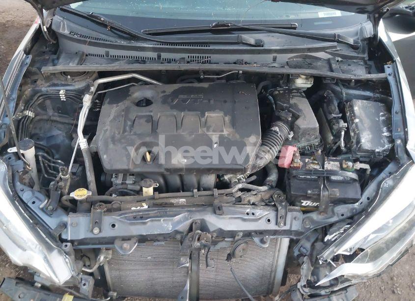 Photo 10 of 2016 Toyota Corolla LE (VIN 5YFBURHE1GP523562)