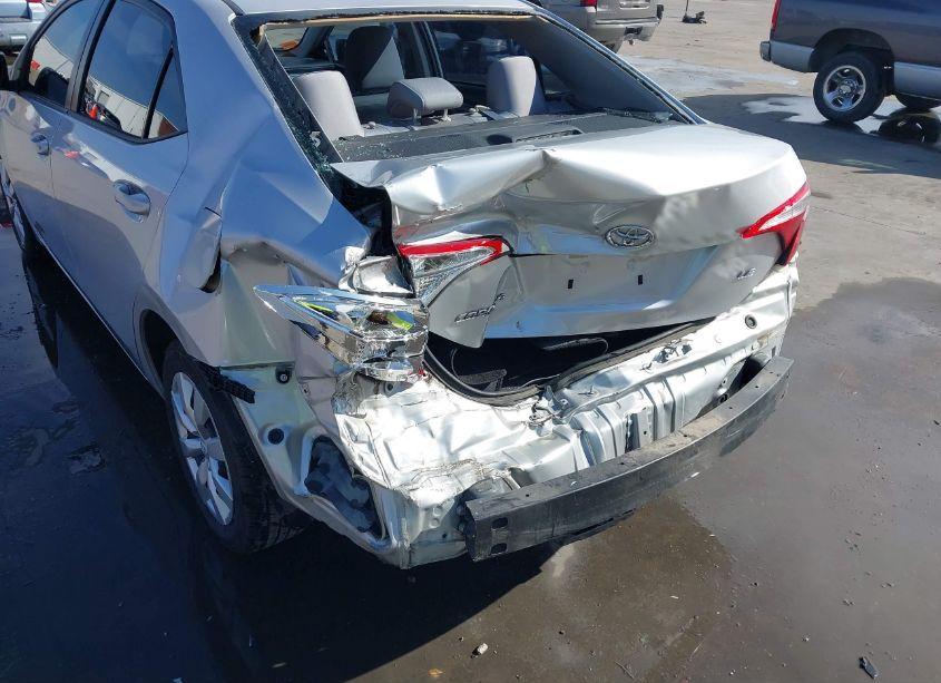 Photo 6 of 2016 Toyota Corolla LE (VIN 5YFBURHE1GP533573)