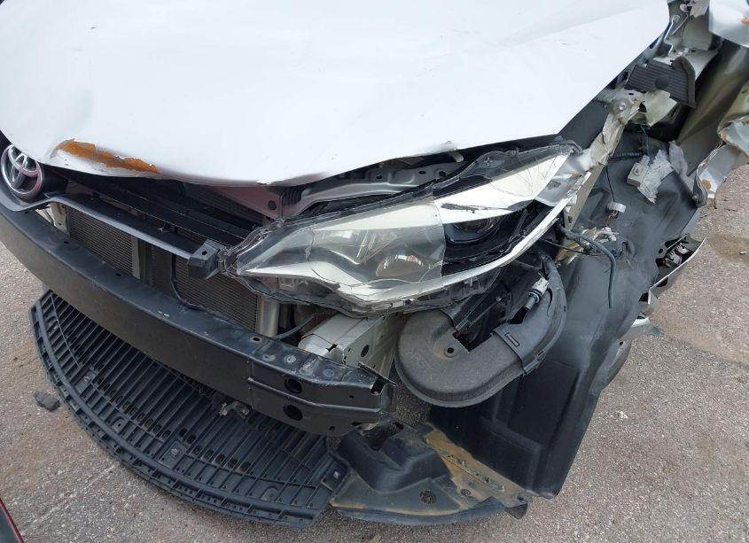 Photo 17 of 2016 Toyota Corolla LE (VIN 5YFBURHE1GP533623)