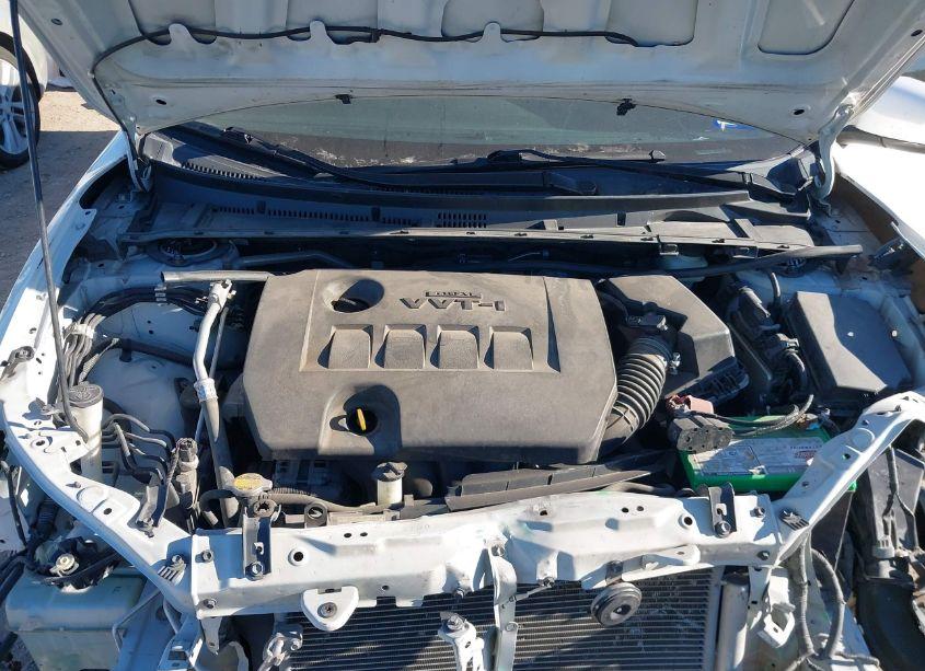 Photo 10 of 2016 Toyota Corolla LE PLUS (VIN 5YFBURHE1GP543116)