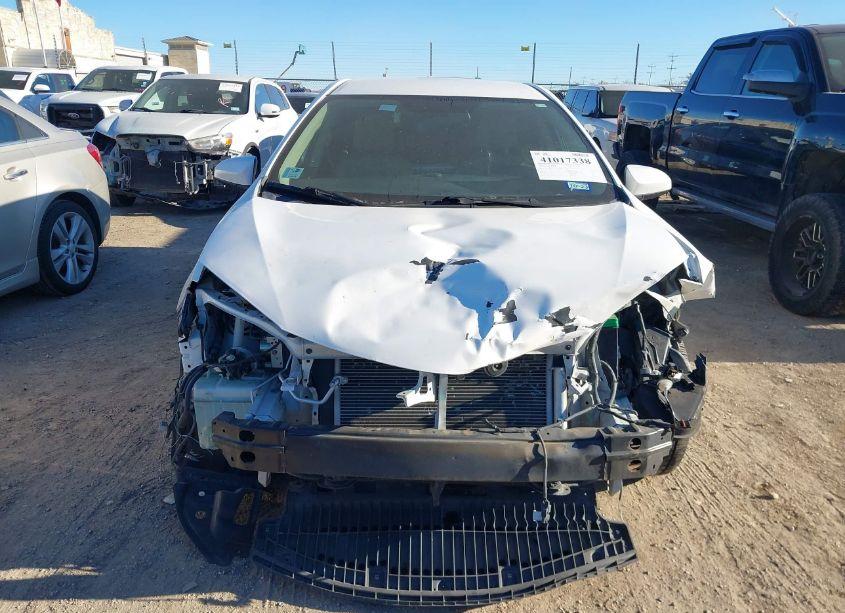 Photo 13 of 2016 Toyota Corolla LE PLUS (VIN 5YFBURHE1GP543116)