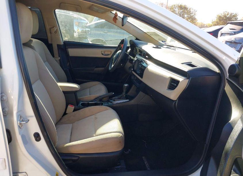 Photo 5 of 2016 Toyota Corolla LE PLUS (VIN 5YFBURHE1GP543116)