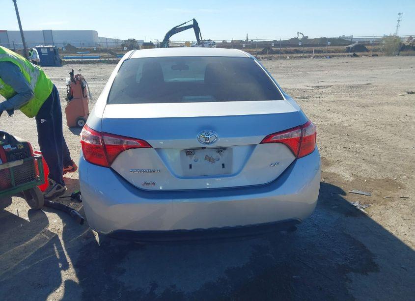 Photo 16 of 2017 Toyota Corolla LE (VIN 5YFBURHE1HP586534)