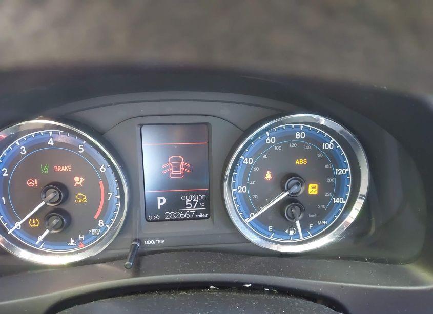 Photo 7 of 2017 Toyota Corolla LE (VIN 5YFBURHE1HP586534)