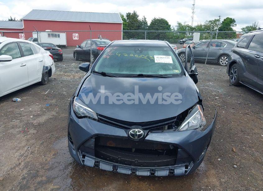 Photo 13 of 2017 Toyota Corolla LE (VIN 5YFBURHE1HP587196)