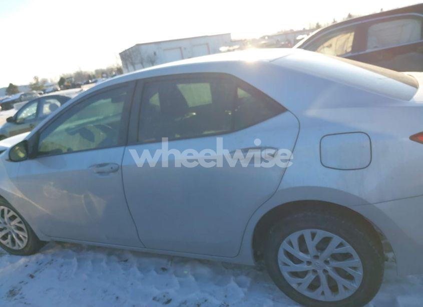 Photo 15 of 2017 Toyota Corolla LE (VIN 5YFBURHE1HP597341)