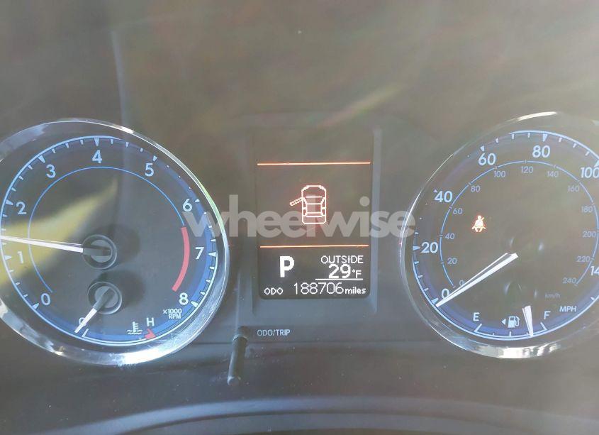 Photo 16 of 2017 Toyota Corolla LE (VIN 5YFBURHE1HP597341)