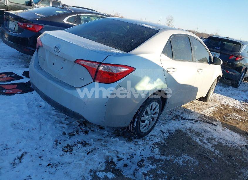 Photo 4 of 2017 Toyota Corolla LE (VIN 5YFBURHE1HP597341)