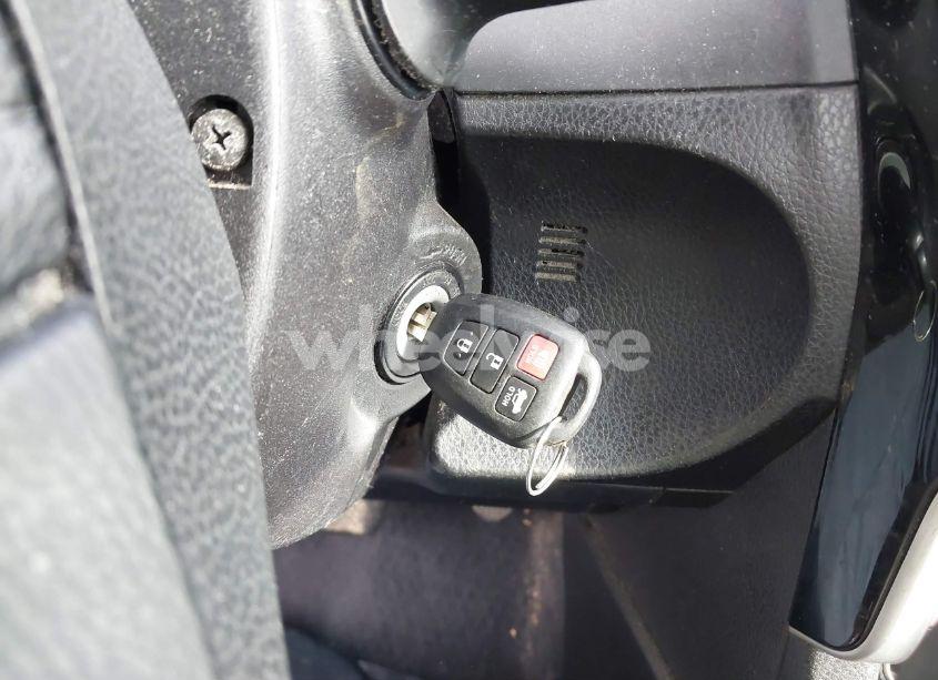 Photo 11 of 2017 Toyota Corolla LE (VIN 5YFBURHE1HP600125)