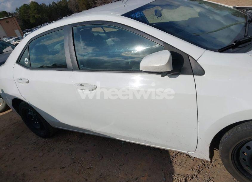 Photo 13 of 2017 Toyota Corolla LE (VIN 5YFBURHE1HP600125)