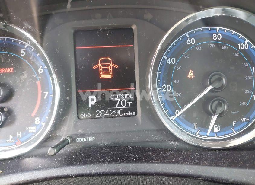 Photo 15 of 2017 Toyota Corolla LE (VIN 5YFBURHE1HP600125)