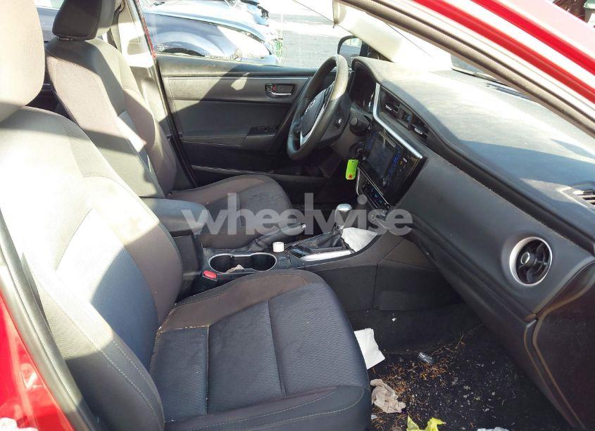 Photo 5 of 2017 Toyota Corolla LE (VIN 5YFBURHE1HP625123)