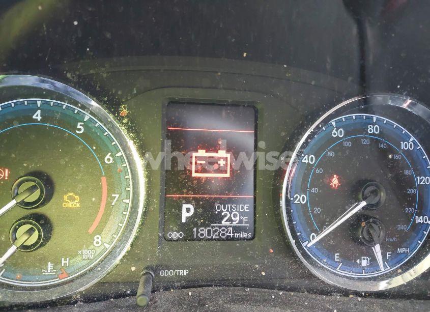 Photo 7 of 2017 Toyota Corolla LE (VIN 5YFBURHE1HP625123)