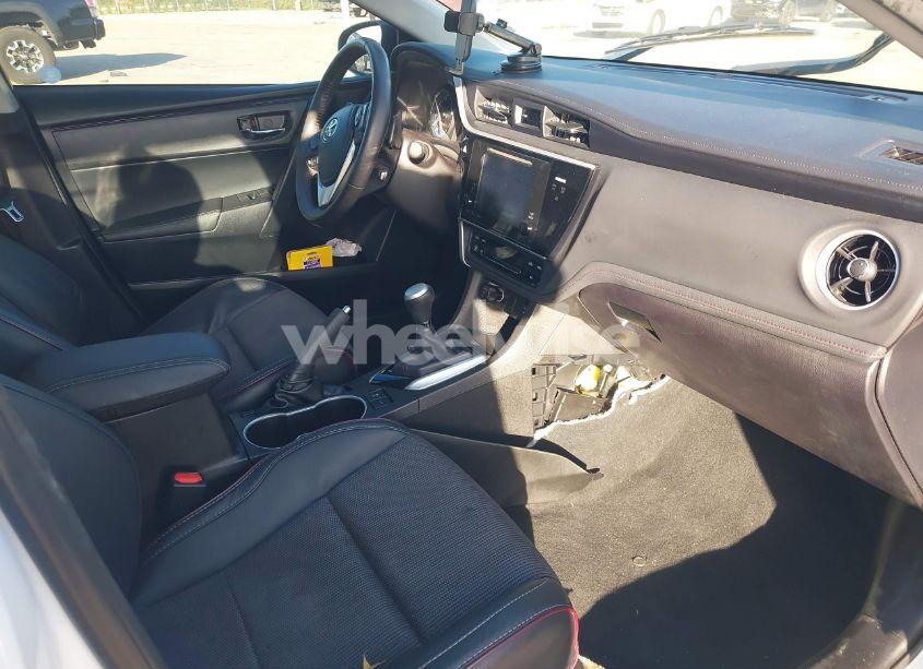 Photo 5 of 2017 Toyota Corolla SE SPECIAL EDITION (VIN 5YFBURHE1HP630791)