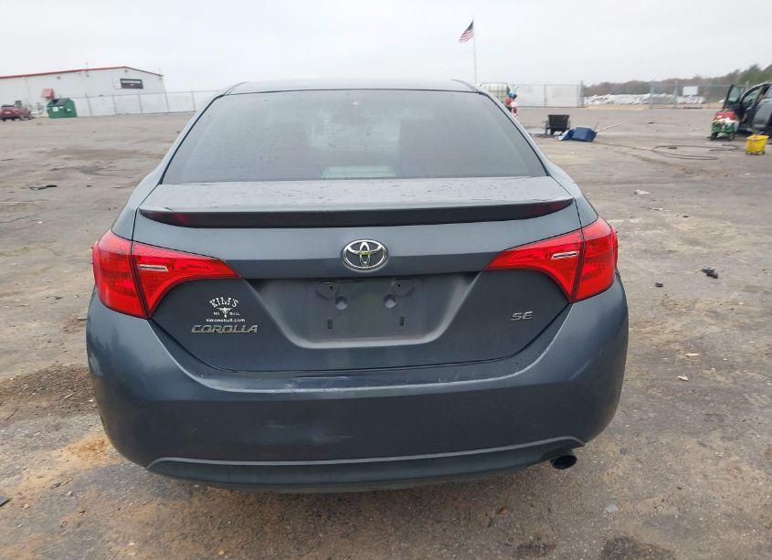Photo 16 of 2017 Toyota Corolla SE (VIN 5YFBURHE1HP633951)