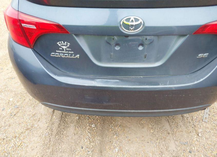 Photo 17 of 2017 Toyota Corolla SE (VIN 5YFBURHE1HP633951)