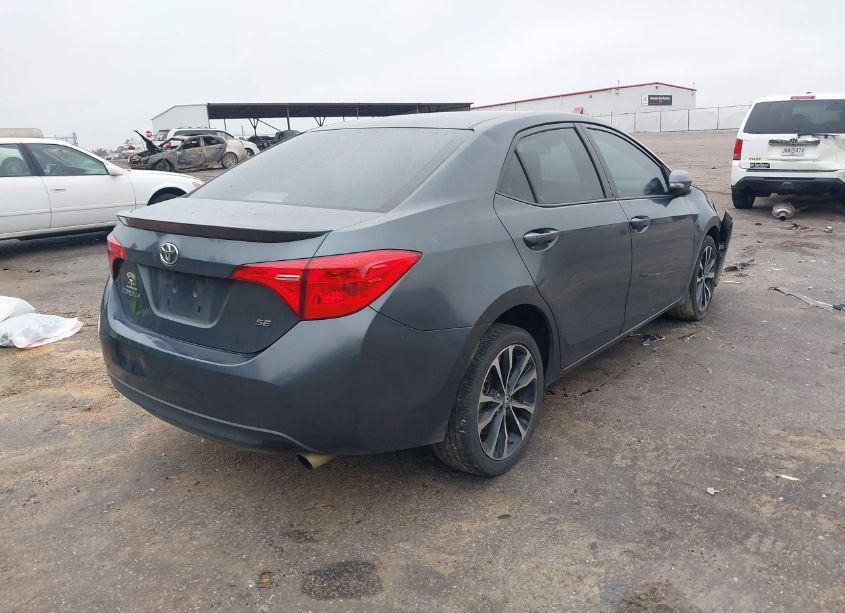 Photo 4 of 2017 Toyota Corolla SE (VIN 5YFBURHE1HP633951)