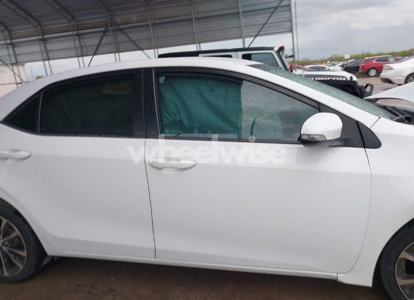 Photo 13 of 2017 Toyota Corolla SE (VIN 5YFBURHE1HP653214)