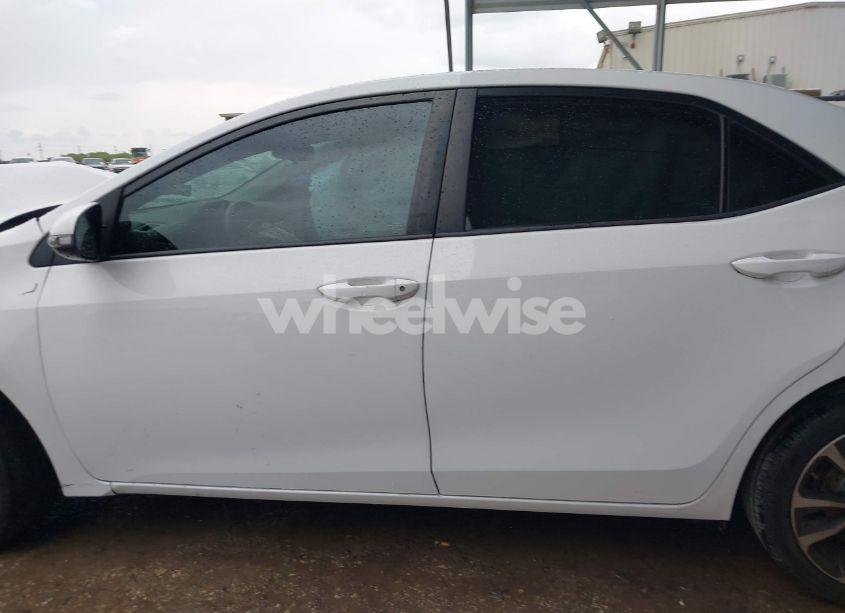 Photo 14 of 2017 Toyota Corolla SE (VIN 5YFBURHE1HP653214)