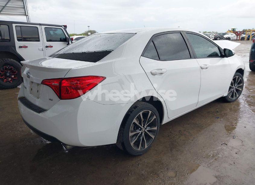 Photo 4 of 2017 Toyota Corolla SE (VIN 5YFBURHE1HP653214)