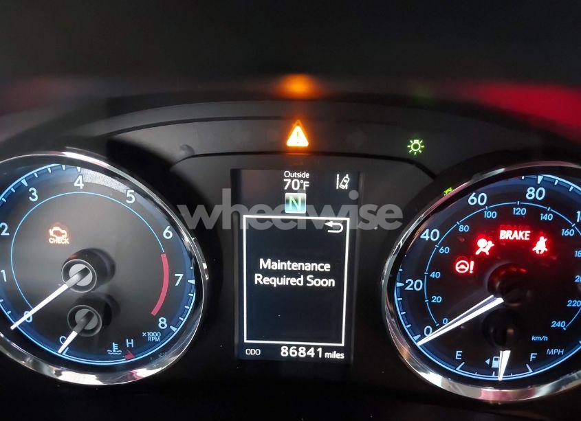 Photo 7 of 2017 Toyota Corolla SE (VIN 5YFBURHE1HP653214)