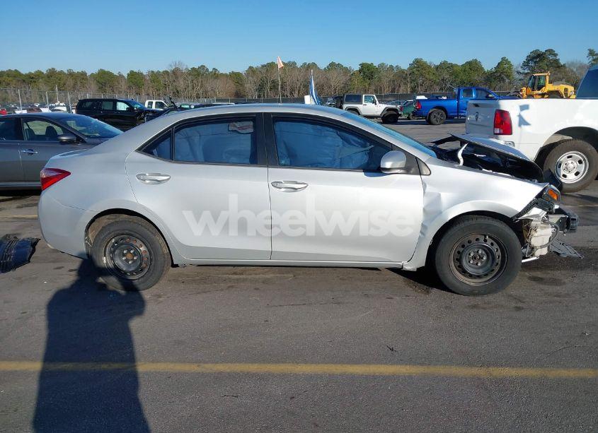 Photo 14 of 2017 Toyota Corolla L (VIN 5YFBURHE1HP666402)