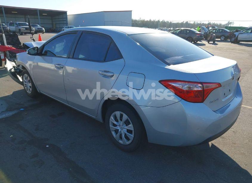 Photo 3 of 2017 Toyota Corolla L (VIN 5YFBURHE1HP666402)