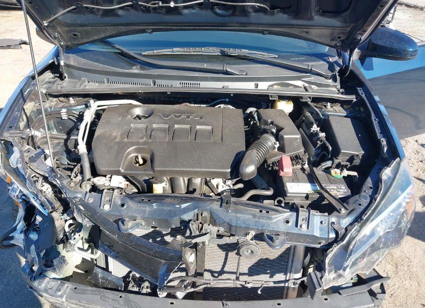 Photo 10 of 2017 Toyota Corolla LE (VIN 5YFBURHE1HP683569)