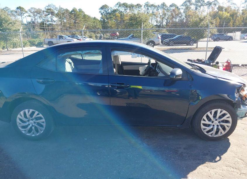 Photo 12 of 2017 Toyota Corolla LE (VIN 5YFBURHE1HP683569)