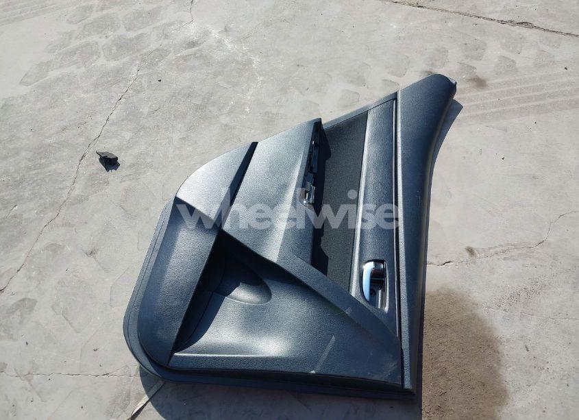 Photo 12 of 2017 Toyota Corolla LE (VIN 5YFBURHE1HP711919)