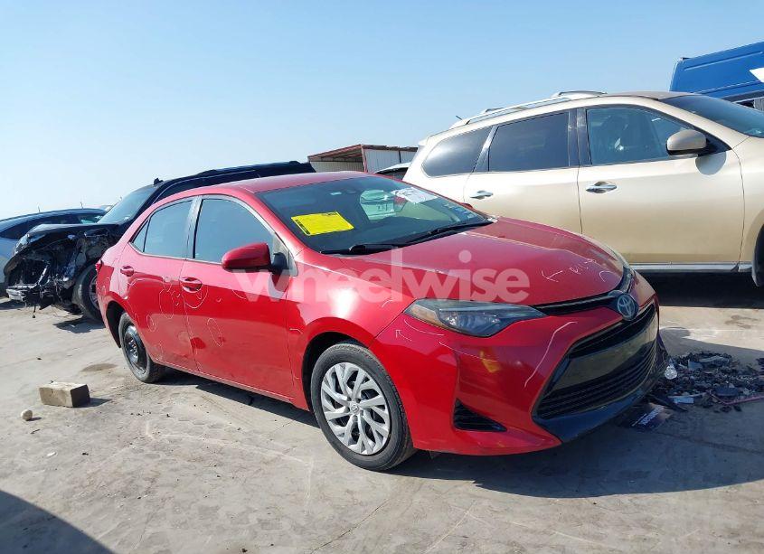 Photo 14 of 2017 Toyota Corolla LE (VIN 5YFBURHE1HP711919)
