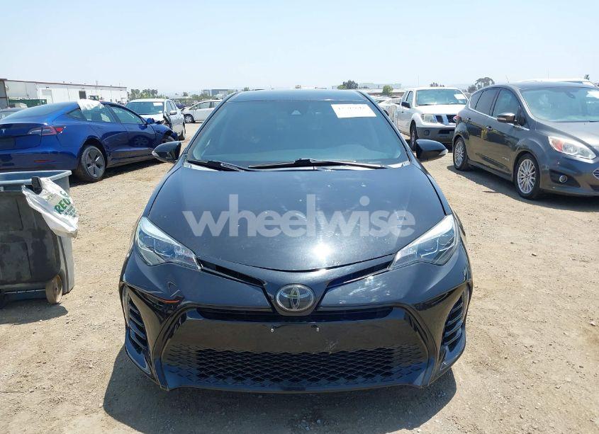 Photo 12 of 2017 Toyota Corolla SE (VIN 5YFBURHE1HP712536)