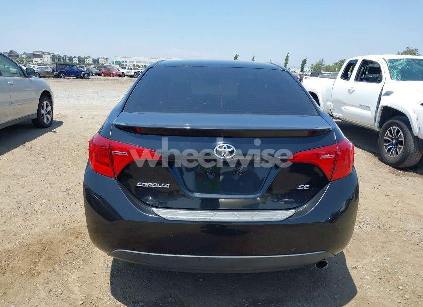 Photo 16 of 2017 Toyota Corolla SE (VIN 5YFBURHE1HP712536)