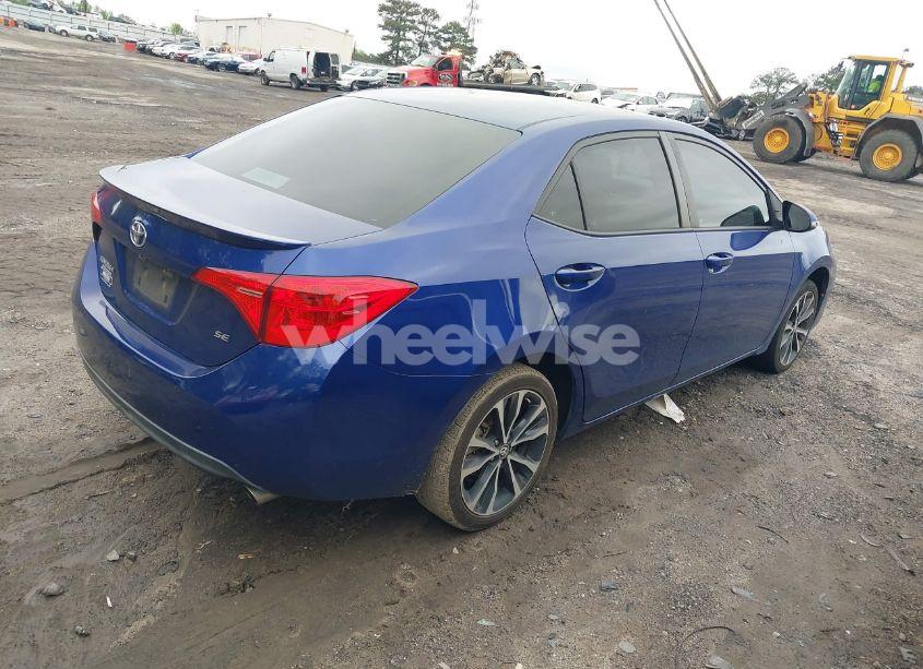 Photo 4 of 2017 Toyota Corolla SE (VIN 5YFBURHE1HP713489)