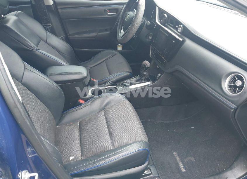 Photo 5 of 2017 Toyota Corolla SE (VIN 5YFBURHE1HP713489)