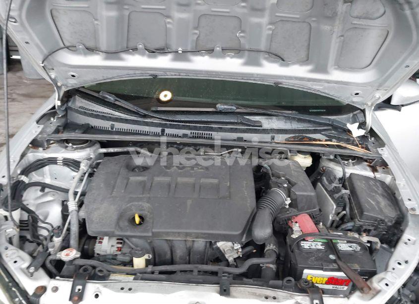 Photo 10 of 2017 Toyota Corolla LE (VIN 5YFBURHE1HP714562)