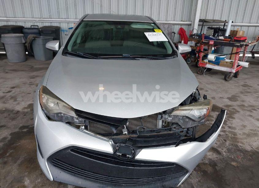 Photo 12 of 2017 Toyota Corolla LE (VIN 5YFBURHE1HP714562)