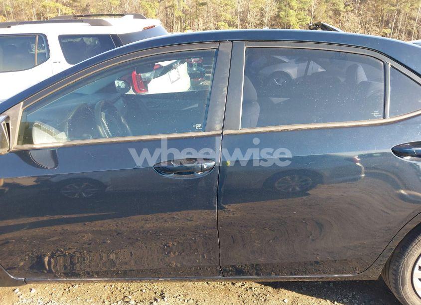 Photo 14 of 2017 Toyota Corolla LE (VIN 5YFBURHE1HP722550)