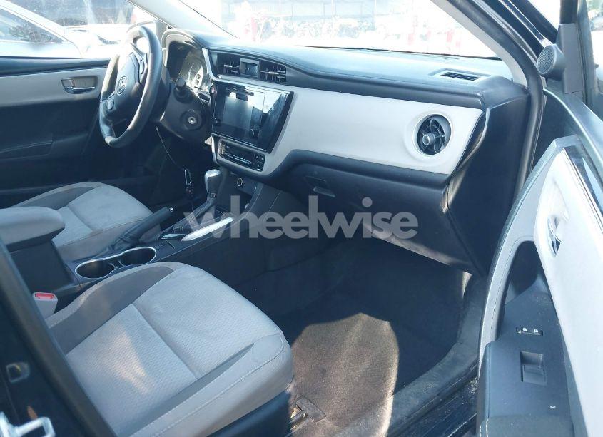 Photo 5 of 2017 Toyota Corolla LE (VIN 5YFBURHE1HP722550)