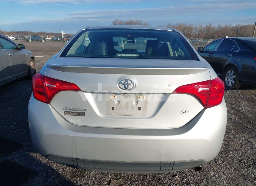 Photo 16 of 2017 Toyota Corolla SE (VIN 5YFBURHE1HP724749)