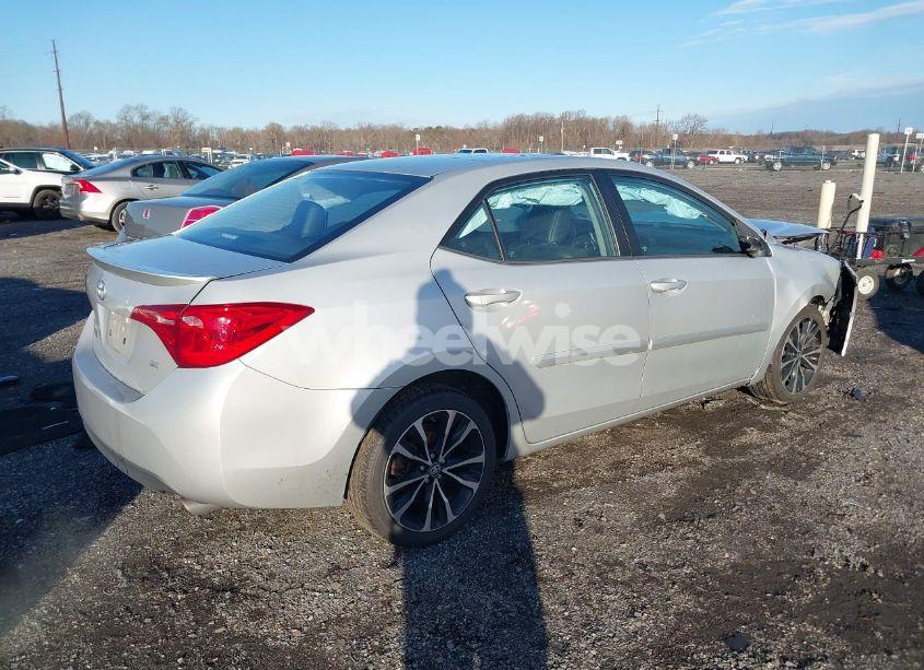 Photo 4 of 2017 Toyota Corolla SE (VIN 5YFBURHE1HP724749)